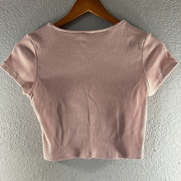 Princess Polly Classic Cropped Ribbed Tee in Light Pink - Picture 9 of 10